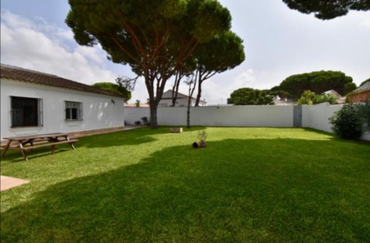 Villa Mencal Chiclana de la Frontera Exterior photo